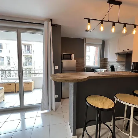 Le River -t2 De Charme Proche Port St Sauveur Apartment *